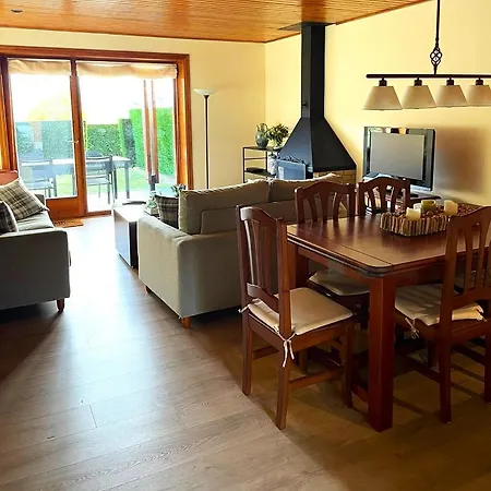 Apartamento Bonita Planta Baja Con Vistas Panorámicas Y Piscina Enveitg